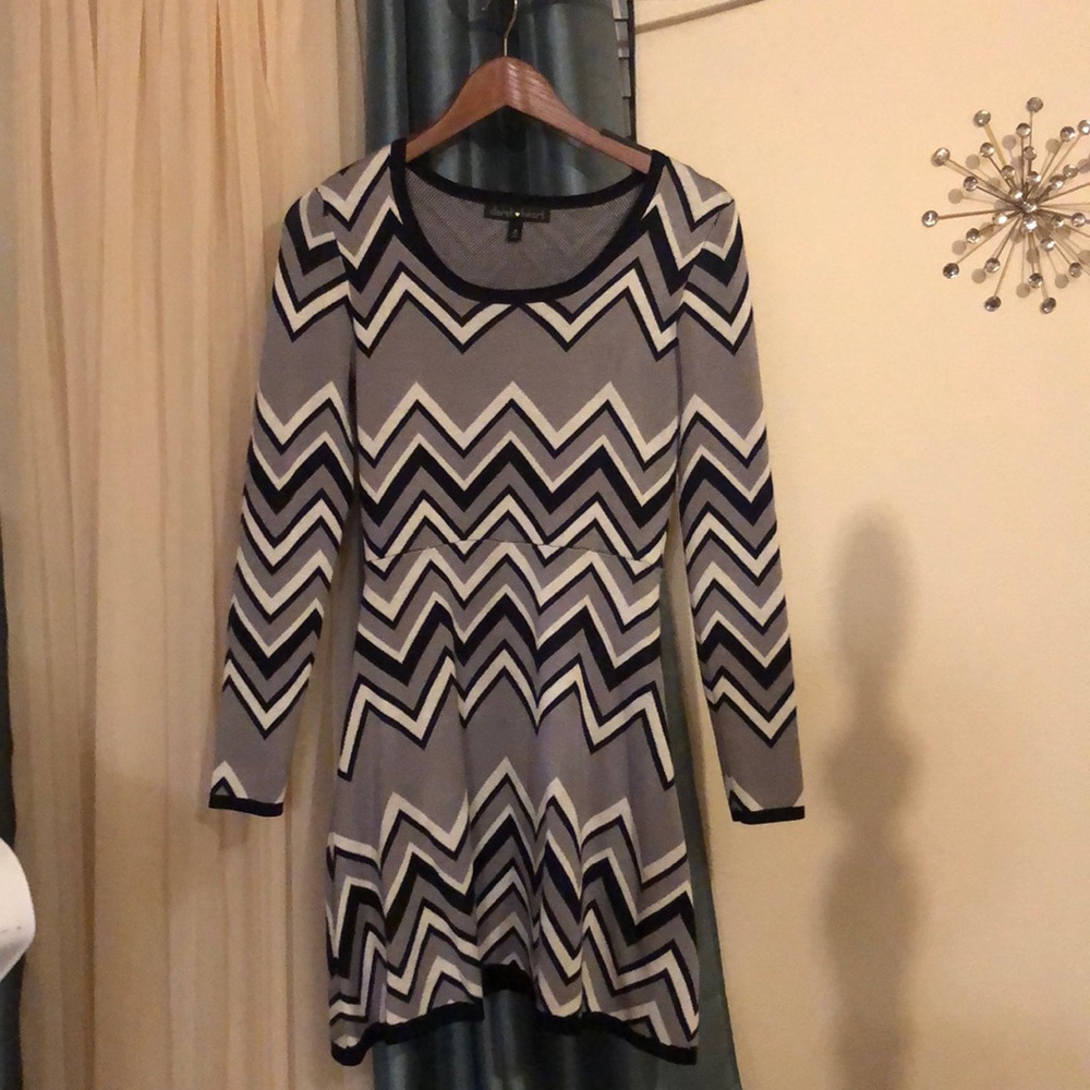 NWOT DEREK HEART KNIT DRESS, SIZE M